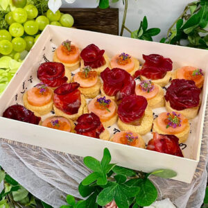 Canapes_煙三文魚多士+玫瑰紅菜頭蜜糖漬三文魚多士Smoked Salmon Toasts+Honey and Beetroot Cured Salmon Toast