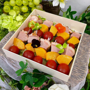 Canapes_煙鴨胸蜜桃車厘茄串串_Smoked Duck Breast Cherry Tomato and Peach Skewers